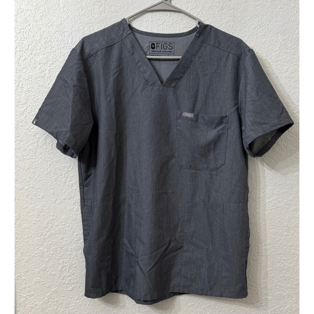 Figs Mens Graphite Chisec Three-Pocket Scrub Top - S